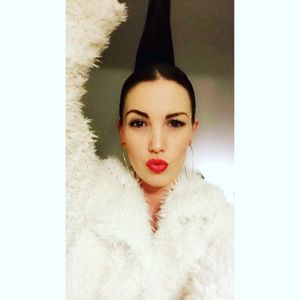 Meet your Posher, Diana